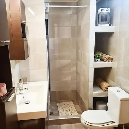 Filoxenia Luxury شقة