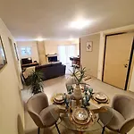 Filoxenia Luxury Apartment Patras